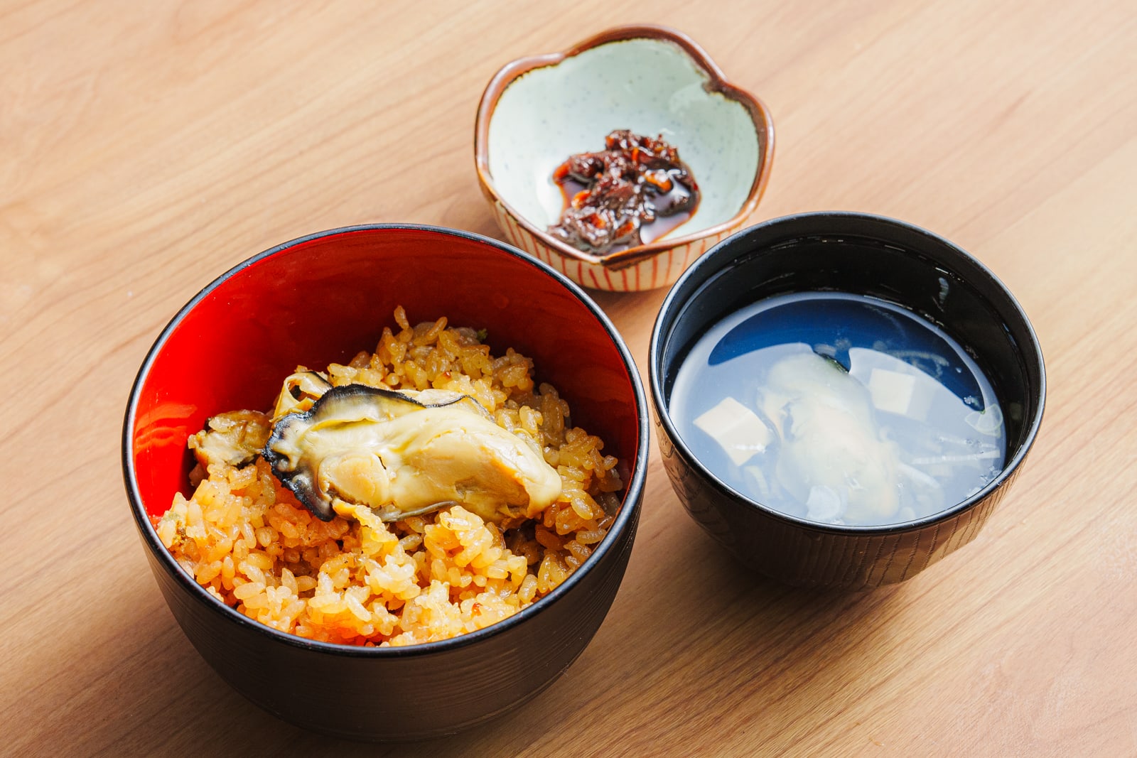 食べ放題に！牡蠣飯・牡蠣汁セット